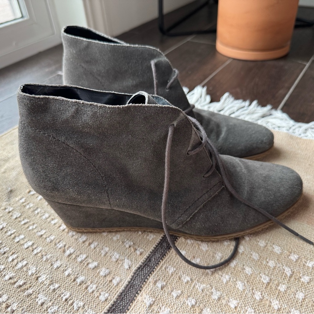 LAST CHANCE Franco Sarto Suede Booties, Size 10